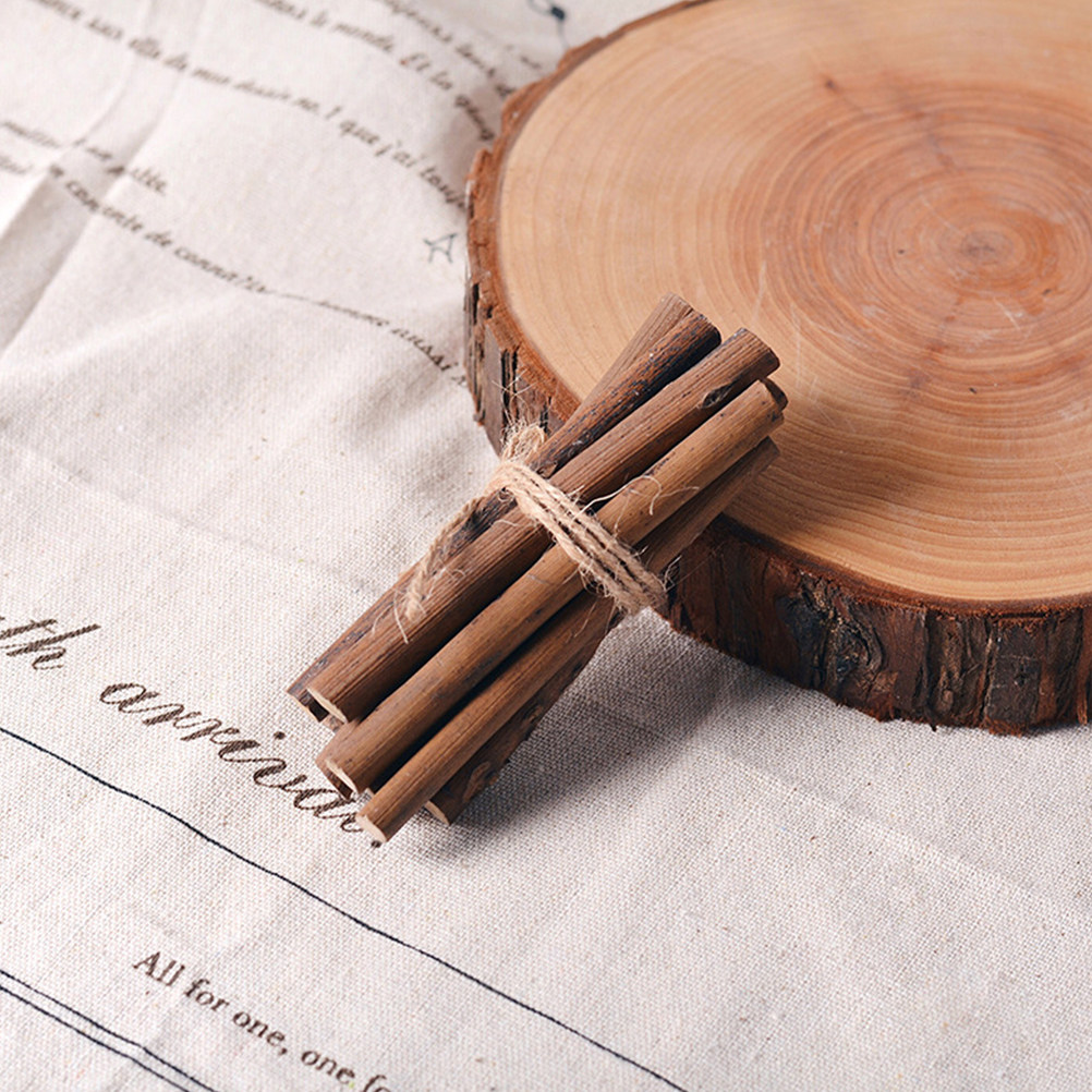 Centerpiece Stick - 21-teiliges Bastelset aus natürlichen Tannenzapfen und